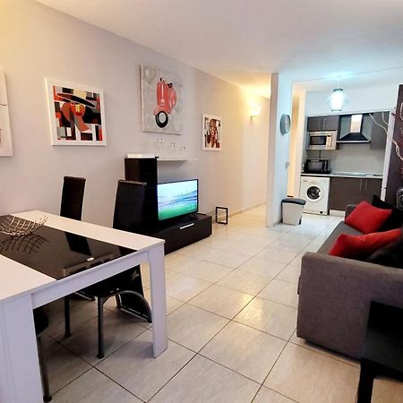 Galeria De Arte. Apartment Арона Екстериор снимка